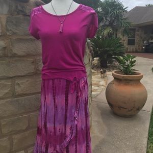 Justice top and skirt with bonus necklace